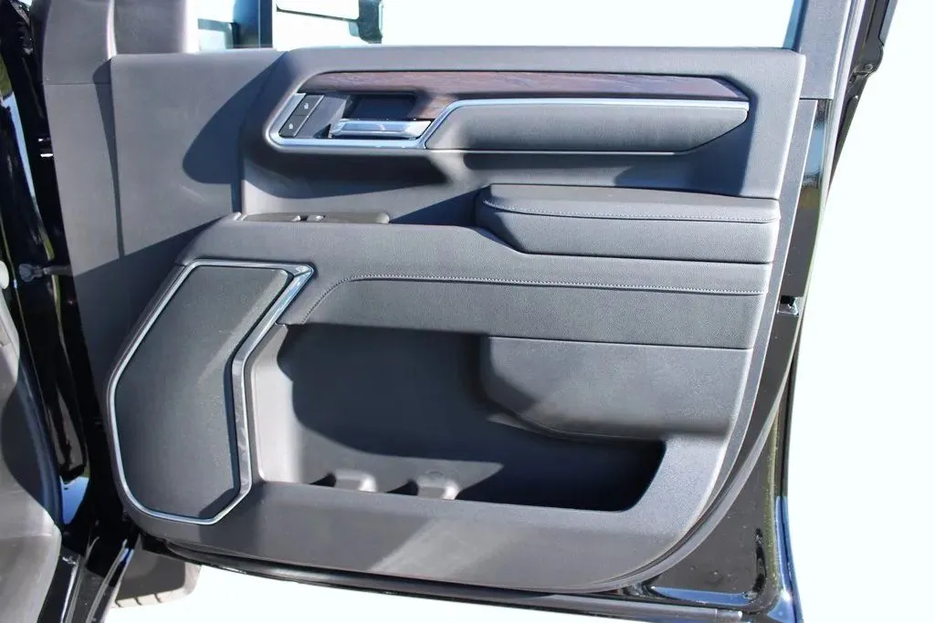 2026 GMC Sierra 3500HD SLT - Photo 19