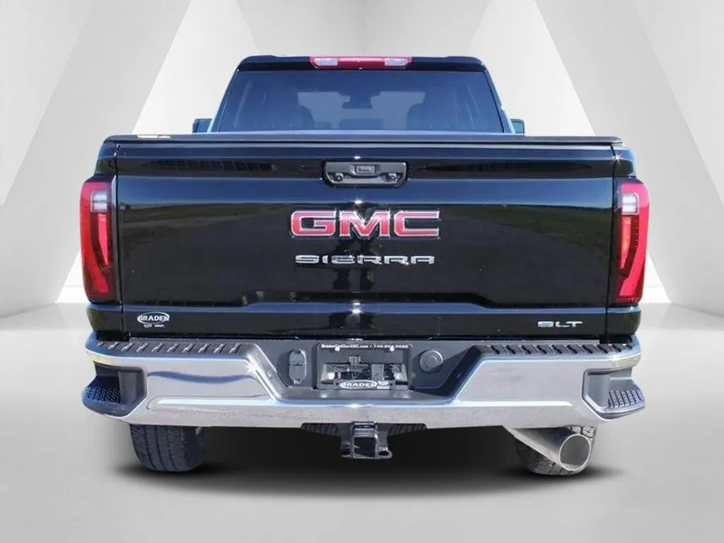 GMC Sierra photo 6