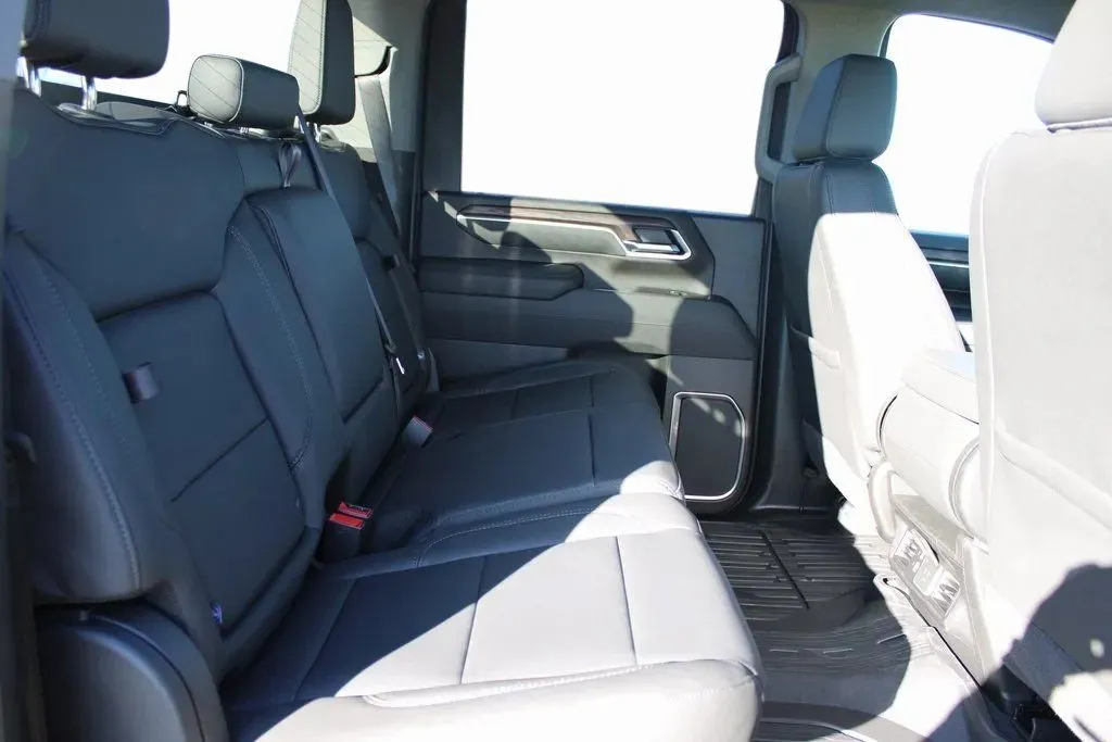 2026 GMC Sierra 3500HD SLT - Photo 23