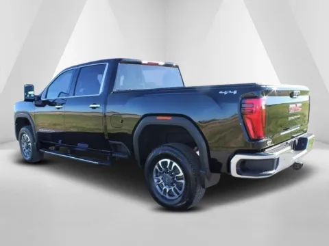 More photos of 2026 GMC Sierra 3500 HD SLT at Braden Cadillac GMC, OH