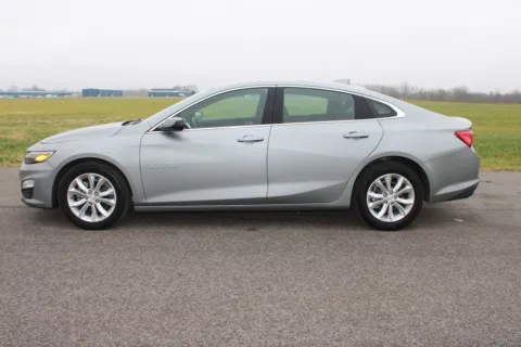 More photos of 2024 Chevrolet Malibu LT at Braden Cadillac GMC, OH