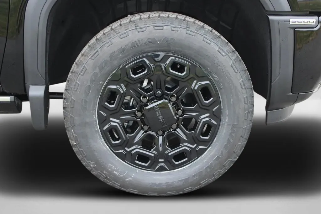 GMC Sierra photo 45