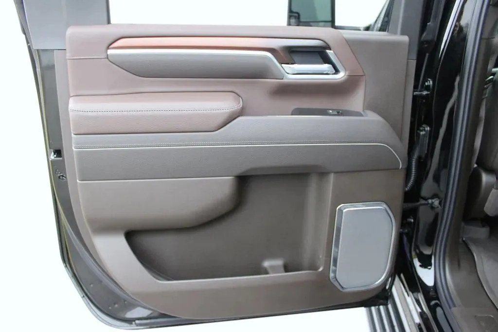 2026 GMC Sierra 3500HD Denali - Photo 28