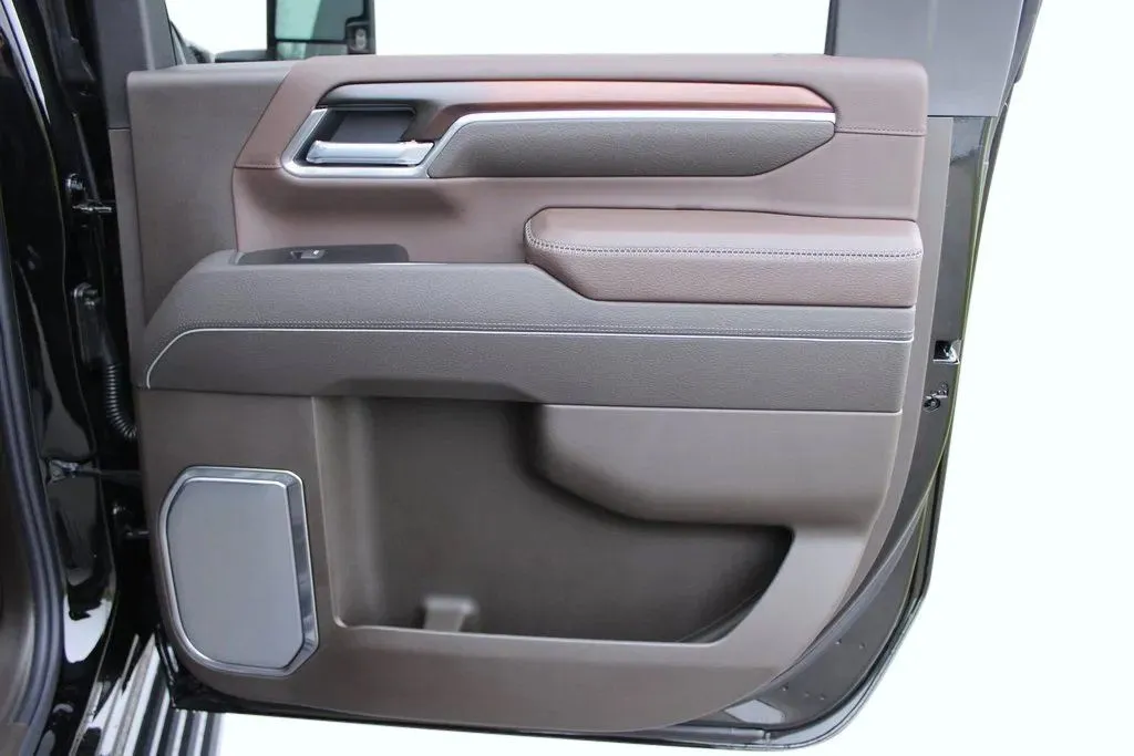 2026 GMC Sierra 3500HD Denali - Photo 24