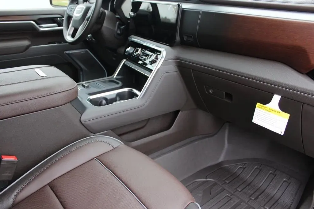 2026 GMC Sierra 3500HD Denali - Photo 21