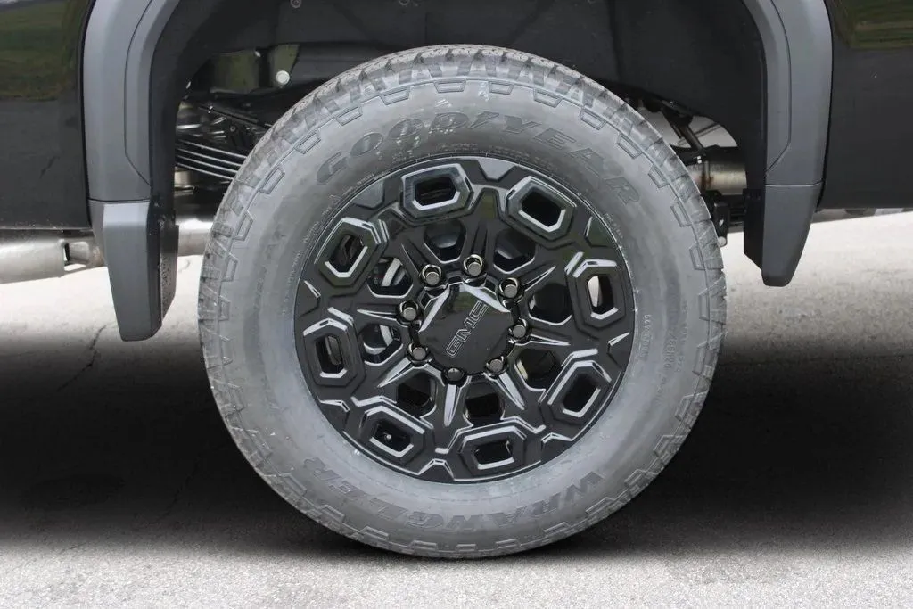 2026 GMC Sierra 3500HD Denali - Photo 44