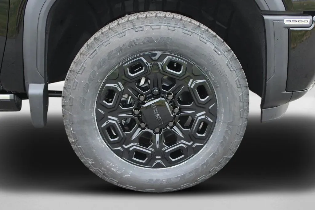 2026 GMC Sierra 3500HD Denali - Photo 45