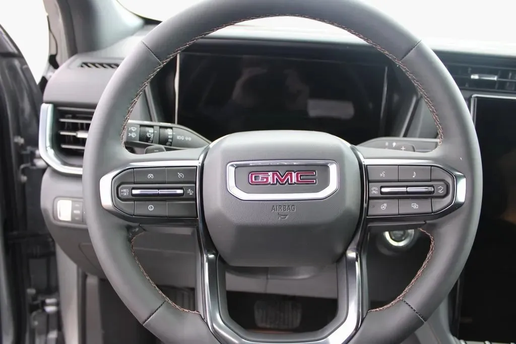 GMC Terrain photo 12
