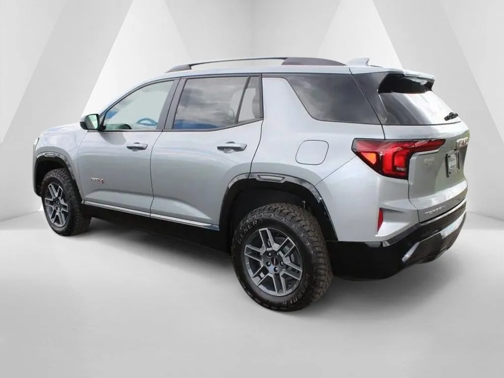 GMC Terrain photo 5