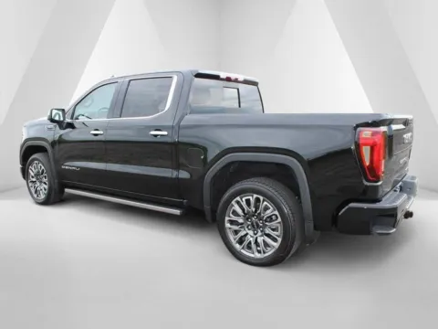 More photos of 2026 GMC Sierra 1500 Denali Ultimate at Braden Cadillac GMC, OH