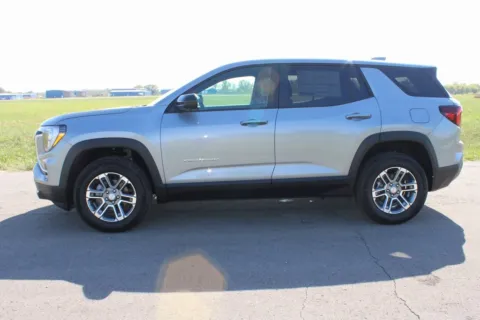 More photos of 2026 GMC Terrain Elevation at Braden Cadillac GMC, OH