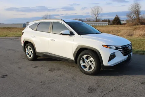 White 2024 Hyundai Tucson SEL for sale in Carroll, OH