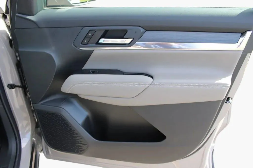 2026 GMC Terrain Elevation - Photo 16