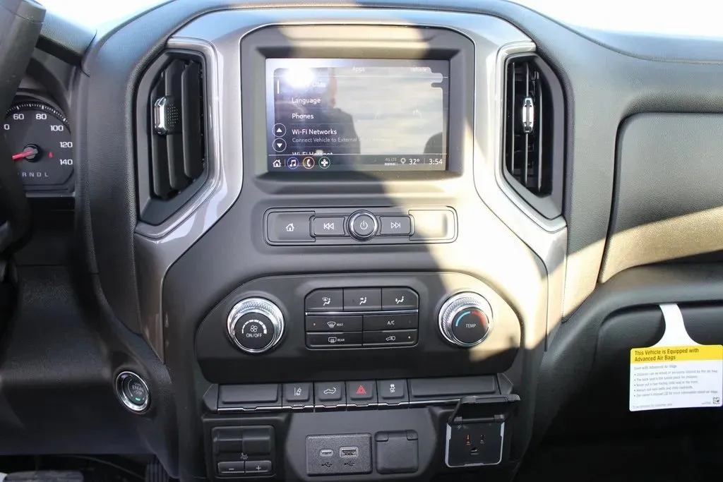 2026 GMC Sierra 2500HD Pro - Photo 17