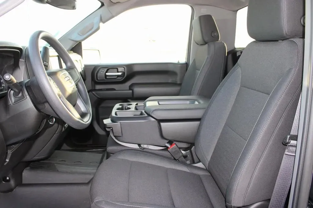 2026 GMC Sierra 2500HD Pro - Photo 9