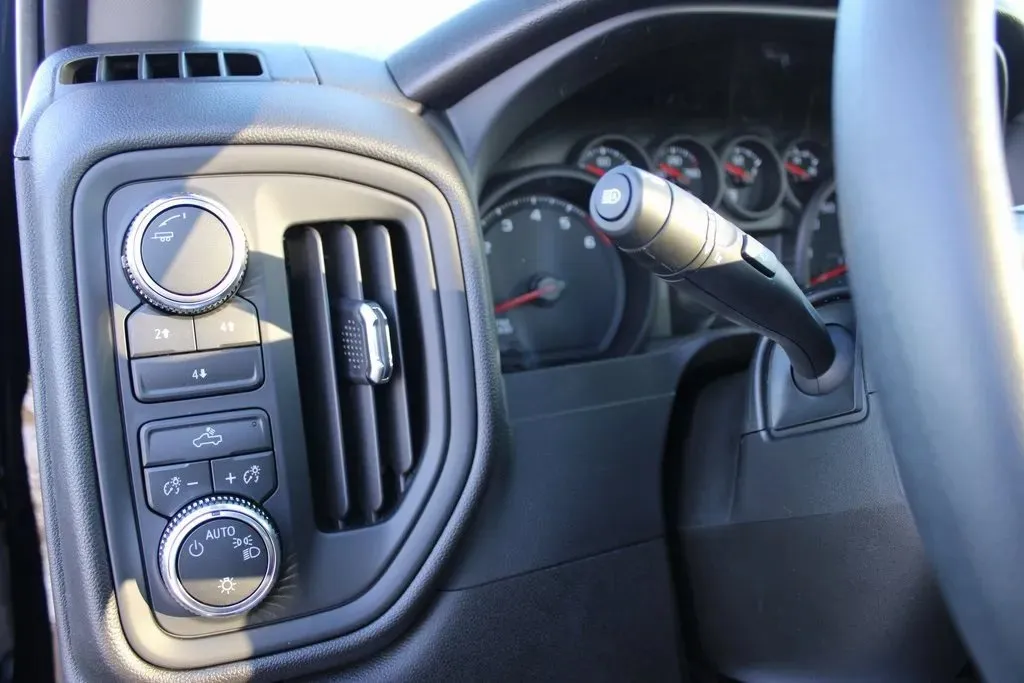 2026 GMC Sierra 2500HD Pro - Photo 13