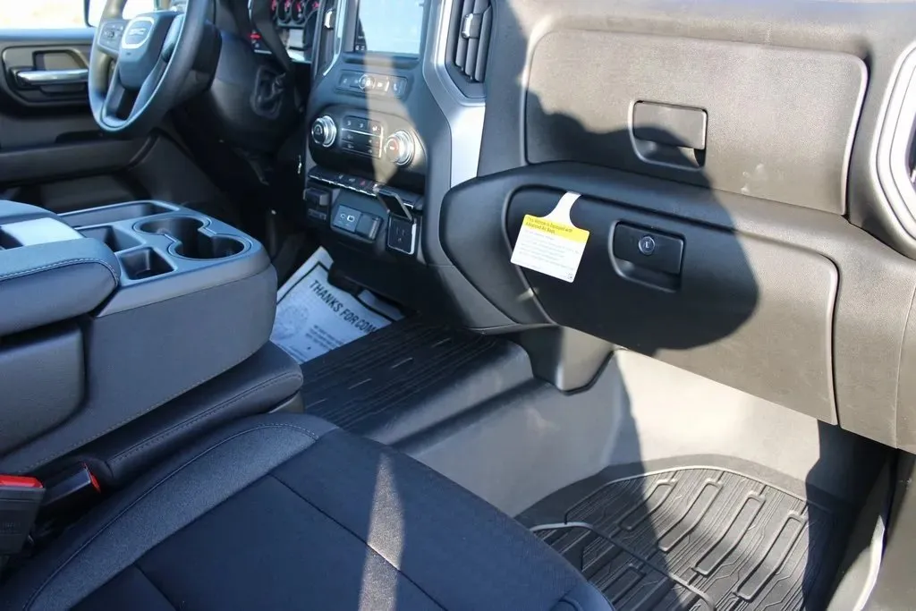 2026 GMC Sierra 2500HD Pro - Photo 22