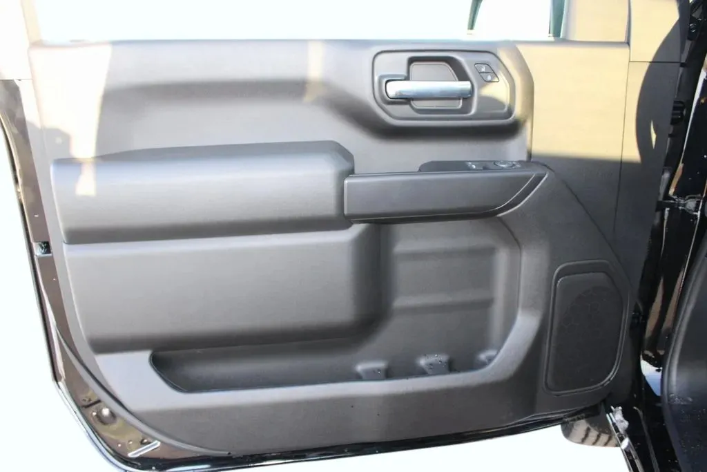 2026 GMC Sierra 2500HD Pro - Photo 10