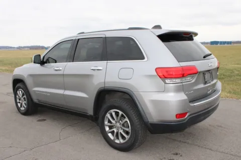 More photos of 2016 Jeep Grand Cherokee Limited at Braden Cadillac GMC, OH
