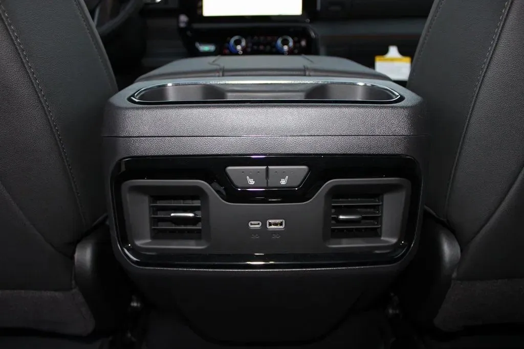 2026 GMC Sierra 1500 AT4 - Photo 33