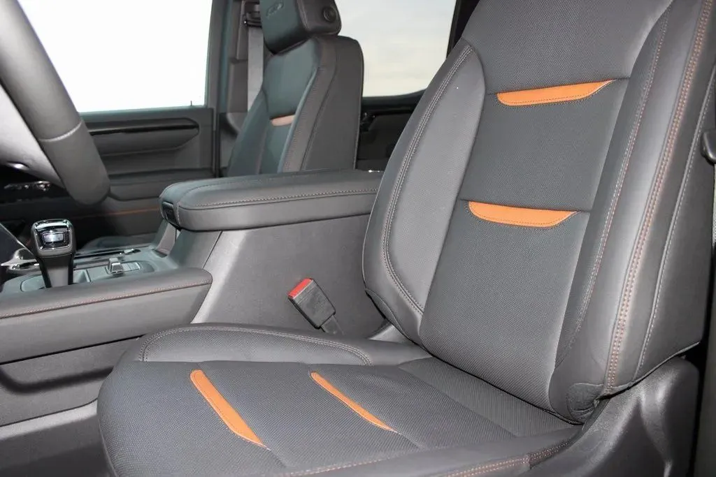 2026 GMC Sierra 1500 AT4 - Photo 11