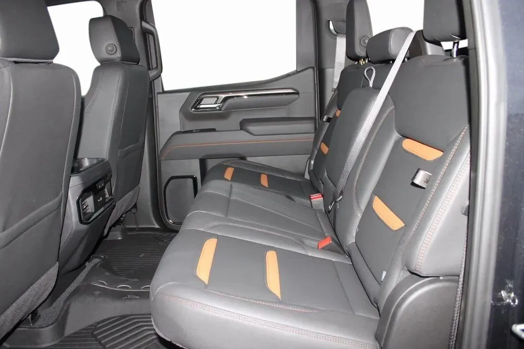 2026 GMC Sierra 1500 AT4 - Photo 28