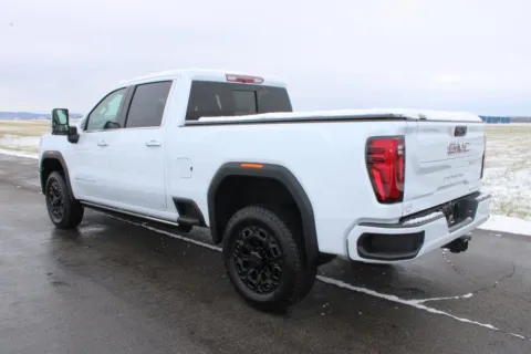 More photos of 2026 GMC Sierra 3500HD Denali at Braden Cadillac GMC, OH