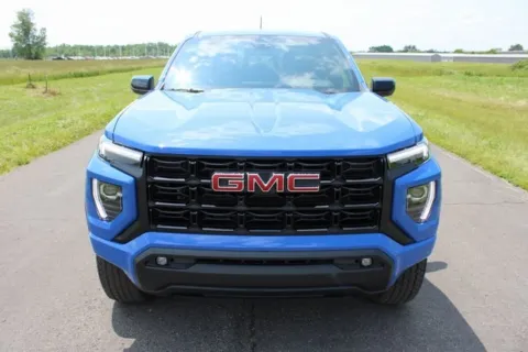 Photos of 2025 GMC Canyon Elevation for sale in Carroll, OH at Braden Cadillac GMC
