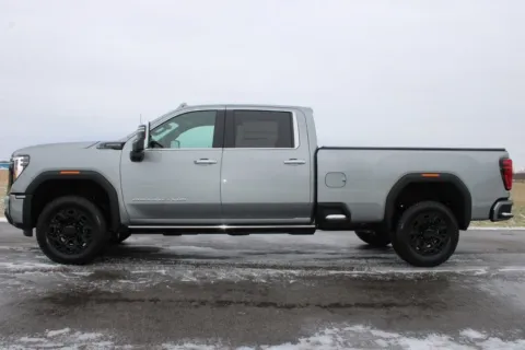 More photos of 2026 GMC Sierra 3500HD Denali Ultimate at Braden Cadillac GMC, OH