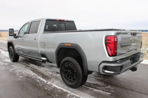 More photos of 2026 GMC Sierra 3500HD Denali Ultimate at Braden Cadillac GMC, OH
