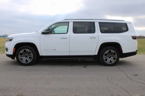 More photos of 2024 Jeep Wagoneer L Series II at Braden Cadillac GMC, OH