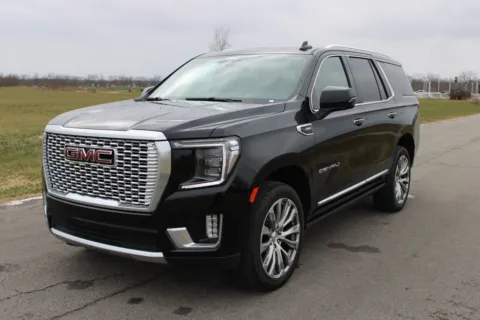 Another view of 2021 GMC Yukon Denali for sale in Carroll, OH at Braden Cadillac GMC