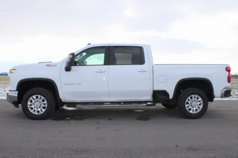 More photos of 2024 Chevrolet Silverado 2500HD LT at Braden Cadillac GMC, OH