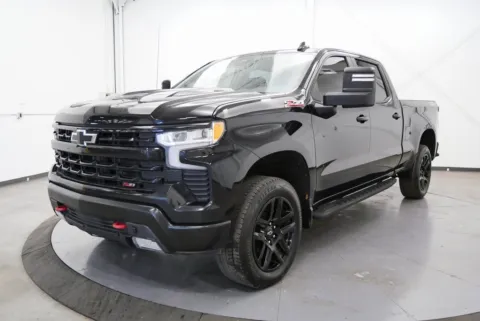 Another view of 2022 Chevrolet Silverado 1500 LT Trail Boss for sale in Carroll, OH at Braden Cadillac GMC