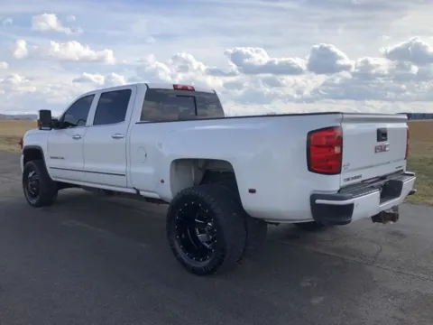 More photos of 2017 GMC Sierra 3500HD Denali at Braden Cadillac GMC, OH