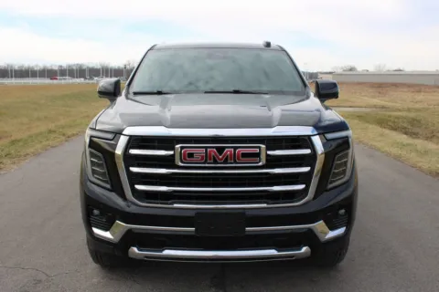 Photos of 2025 GMC Yukon XL Elevation for sale in Carroll, OH at Braden Cadillac GMC