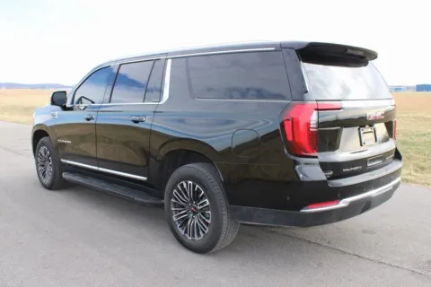 More photos of 2025 GMC Yukon XL Elevation at Braden Cadillac GMC, OH