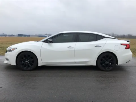 More photos of 2018 Nissan Maxima SR at Braden Cadillac GMC, OH