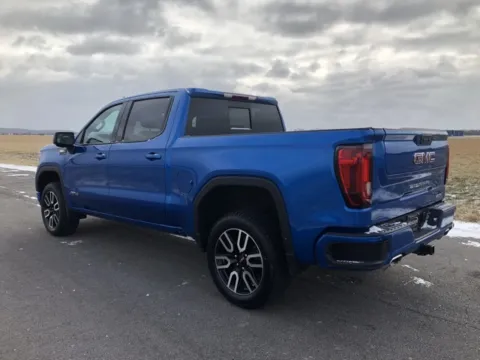More photos of 2022 GMC Sierra 1500 AT4 at Braden Cadillac GMC, OH
