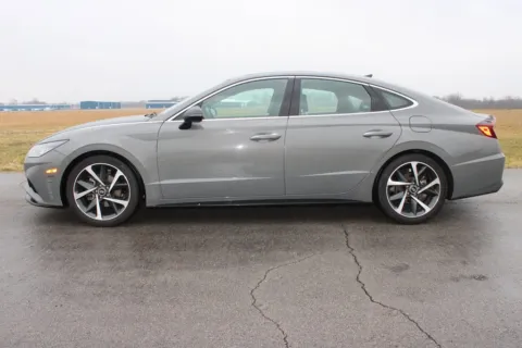 More photos of 2023 Hyundai Sonata SEL Plus at Braden Cadillac GMC, OH
