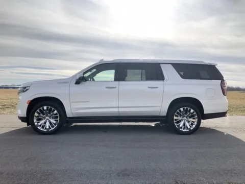 More photos of 2021 Chevrolet Suburban High Country at Braden Cadillac GMC, OH