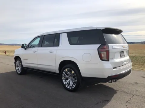 More photos of 2021 Chevrolet Suburban High Country at Braden Cadillac GMC, OH