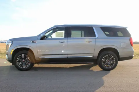 More photos of 2026 GMC Yukon XL Elevation at Braden Cadillac GMC, OH