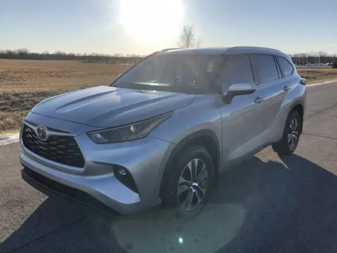 Another view of 2023 Toyota Highlander XLE for sale in Carroll, OH at Braden Cadillac GMC