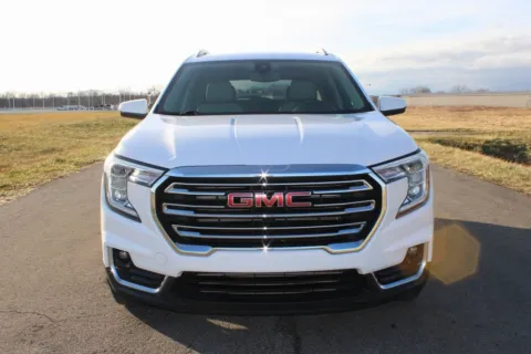 Photos of 2023 GMC Terrain SLT for sale in Carroll, OH at Braden Cadillac GMC
