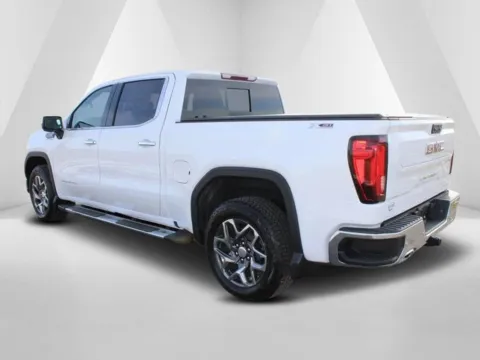 More photos of 2026 GMC Sierra 1500 SLT at Braden Cadillac GMC, OH