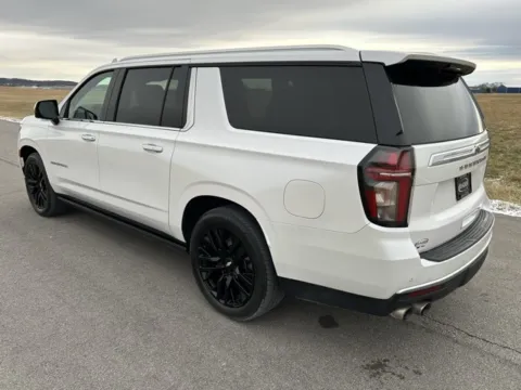 More photos of 2023 Chevrolet Suburban High Country at Braden Cadillac GMC, OH