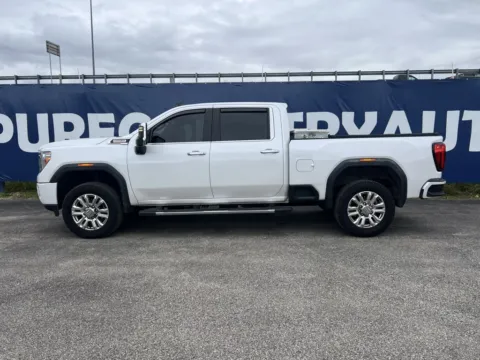 More photos of 2023 GMC Sierra 2500HD Denali at Braden Cadillac GMC, OH