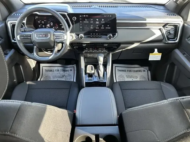 GMC Canyon photo 21