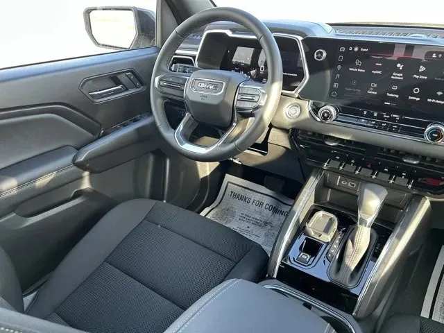 GMC Canyon photo 22